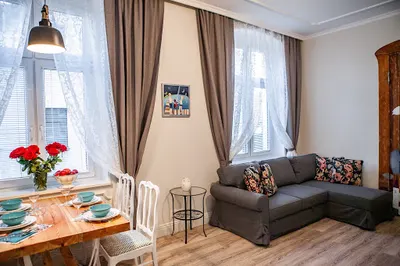 Cherry House Apartments